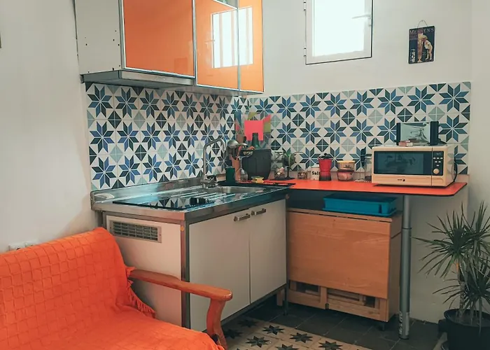 Casa Colorista En El Casco Antiguo